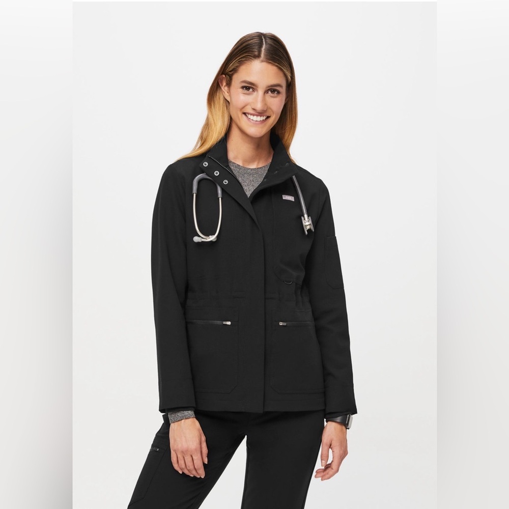 Figs scrub jacket Xs